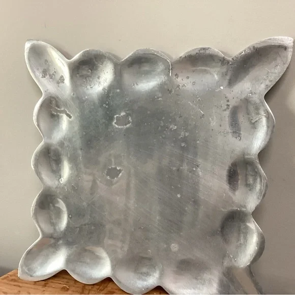 ⚫️ Large Scalloped Edges Square Pillar Candle Holder - Metal Crafted - Nice - Picture 4 of 11